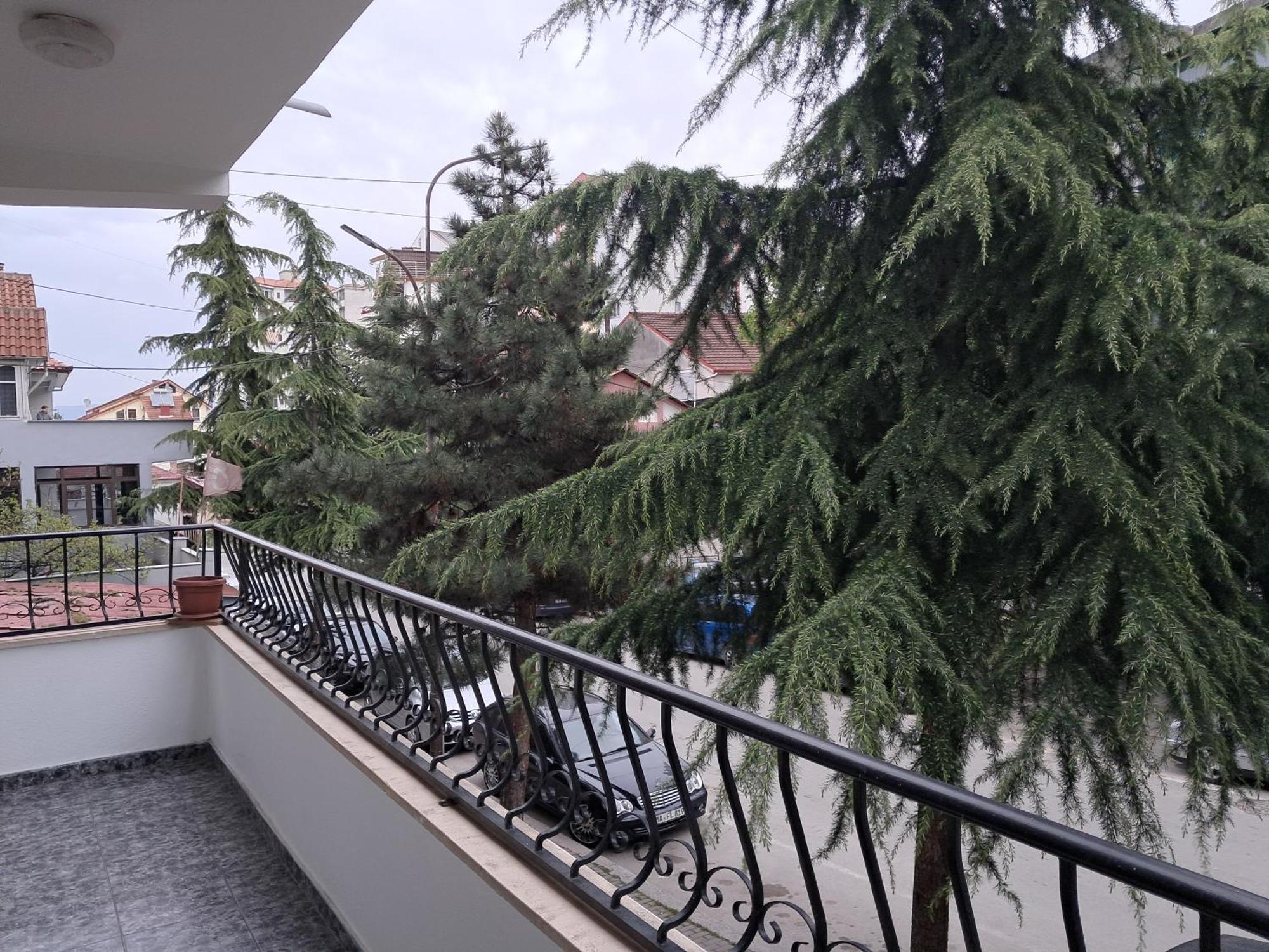 New Apartament Pogradec Bagian luar foto